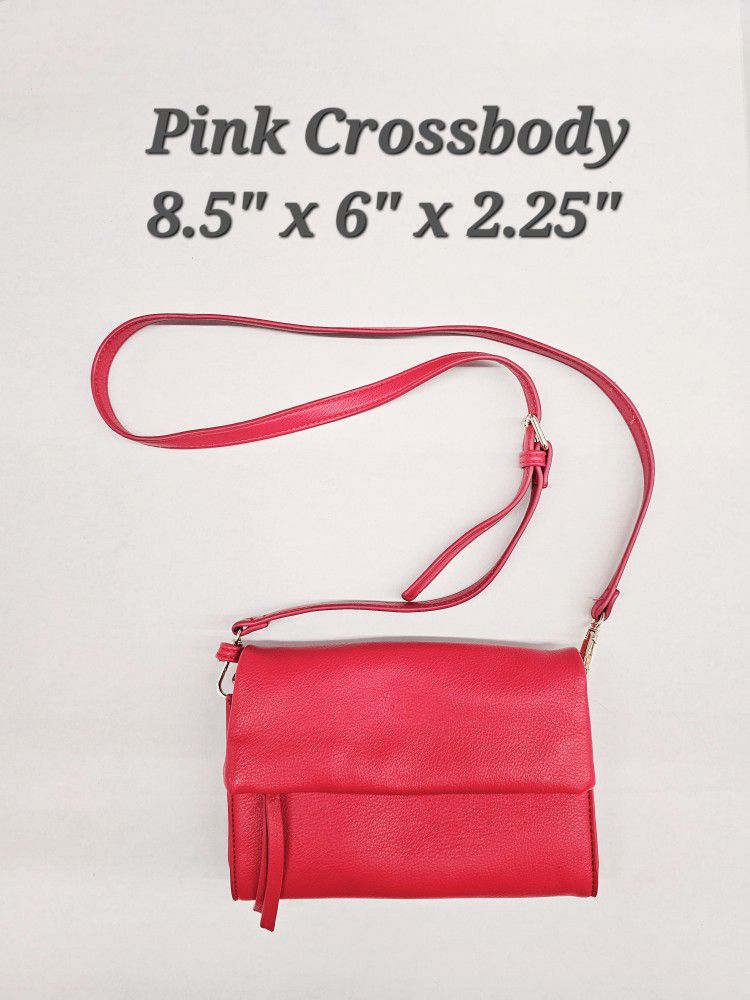 Crossbody w/built-in wallet. (used once)