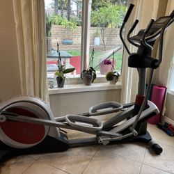 Elliptical Exercise Machine 