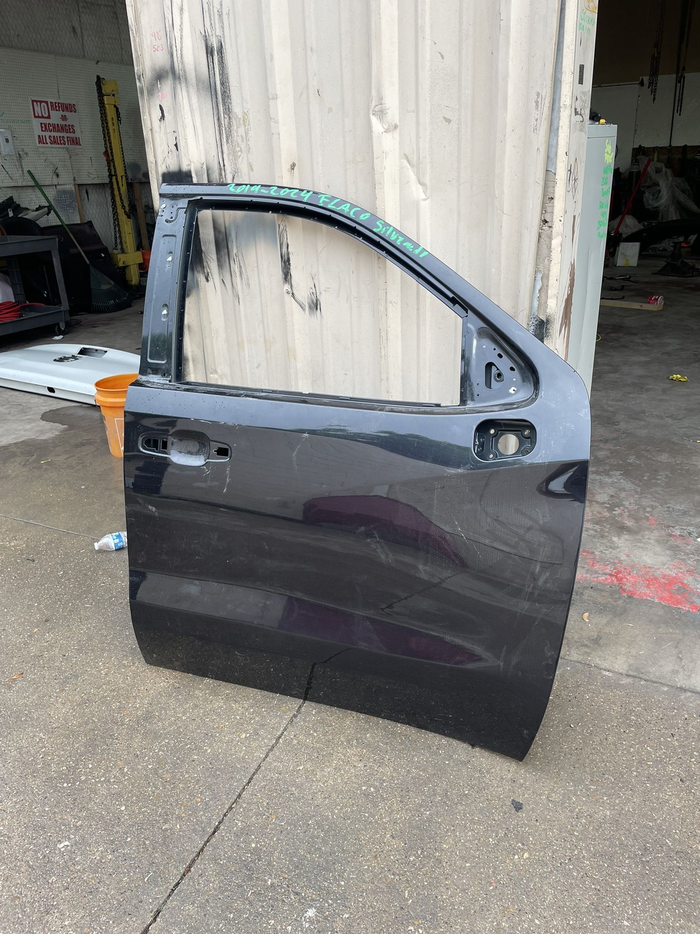 2019-2014 CHEVROLET SILVERADO DOOR SHELL OEM