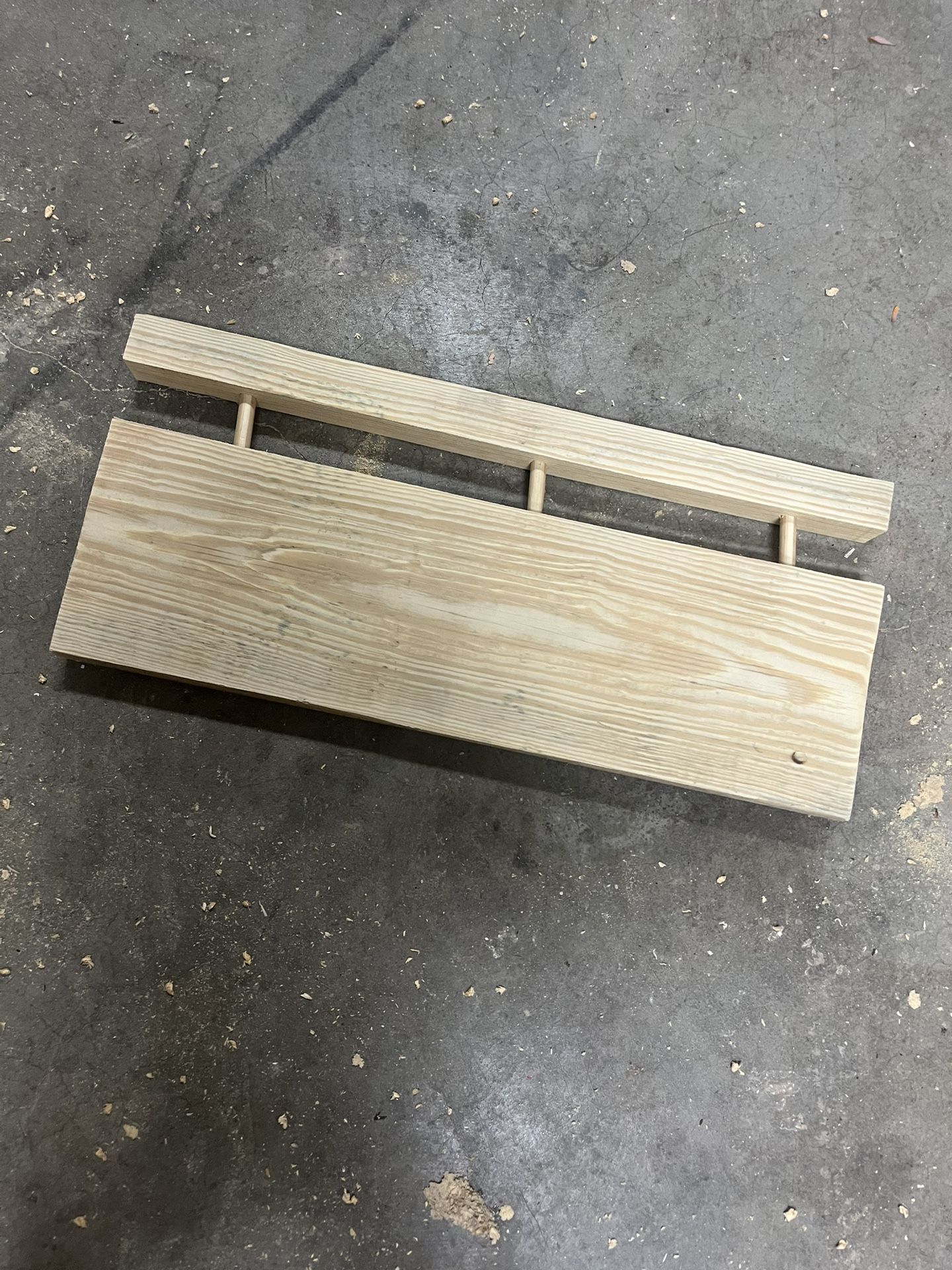 Floating Shelves (bracketless)