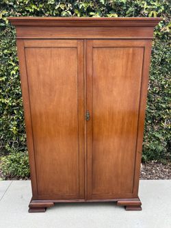 Art Deco Chifferobe/Wardrobe/Armoire