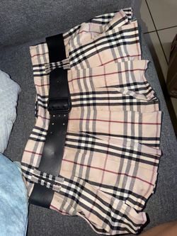 Burberry London Size 11