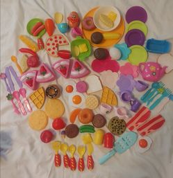 Kitchen play food