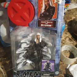 Halle Berry As Storm Original X-Men Action Figure