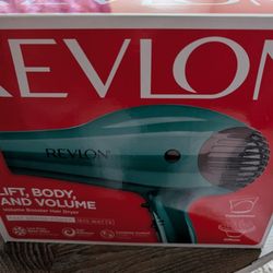 Brand New Revlon Blow Dryer 