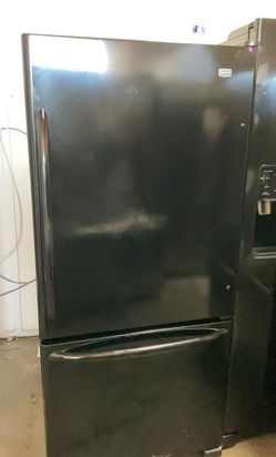 Maytag Bottom Freezer Black Refrigerator Fridge
