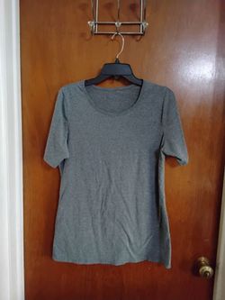 Gray Heather Short Sleeve T-Shirt. XL