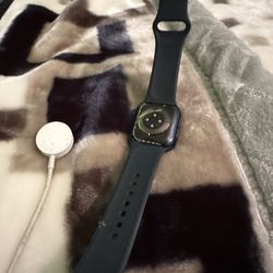 Apple Watch Series 6 + Cellular 