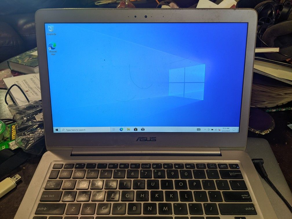 ASUS Zenbook UX330U Laptop