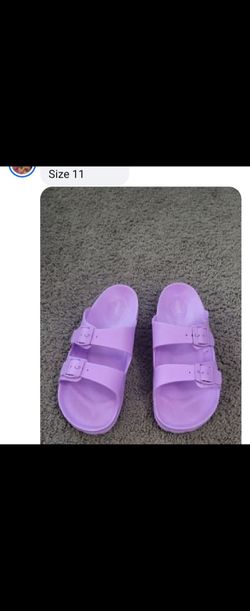 Pink sandalls /flip flops