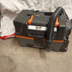 battery operated Ridgid shop vac
