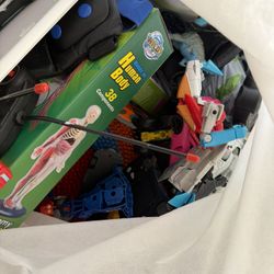Extra Large Bag Full Of Toys Age 4-7 FREE
