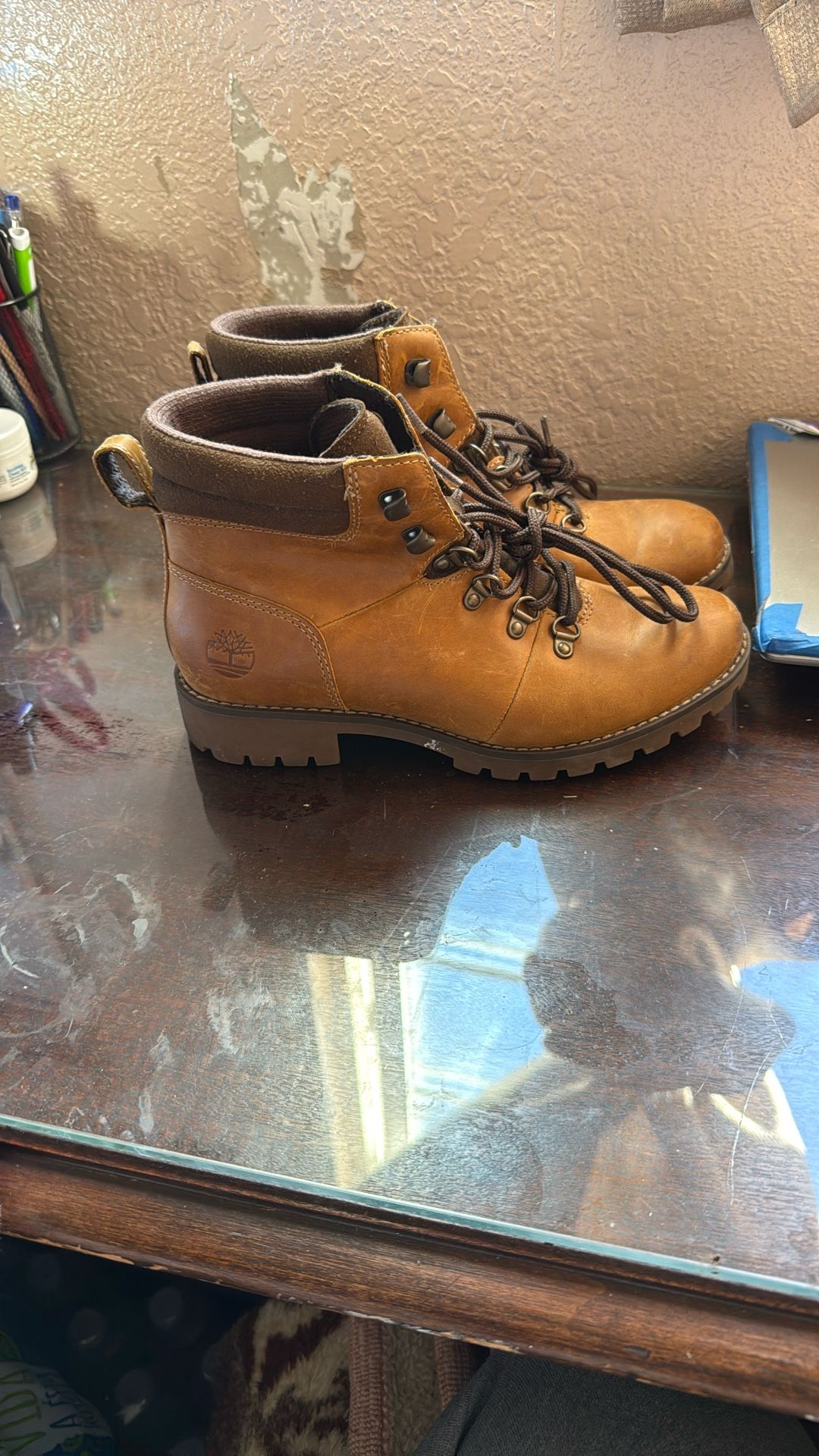 Timberland Leather Size 6 For Women