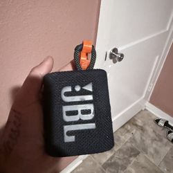 JBL Go 3 