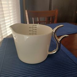 White/silver Ceramic Meauring Cup By The Bake Shop
