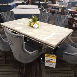 7pc Dining Room Set 