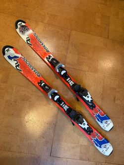 Kids Rossignol Skis w Bindings, Boots, + Poles