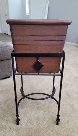 Rod Iron Plant Stand With Pot