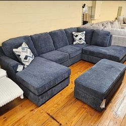 AP🎉 Albar Place 2-Piece Sectional with Chaise// Financing & Delivery Available 