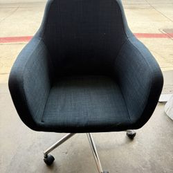 Rolling Accent Chair