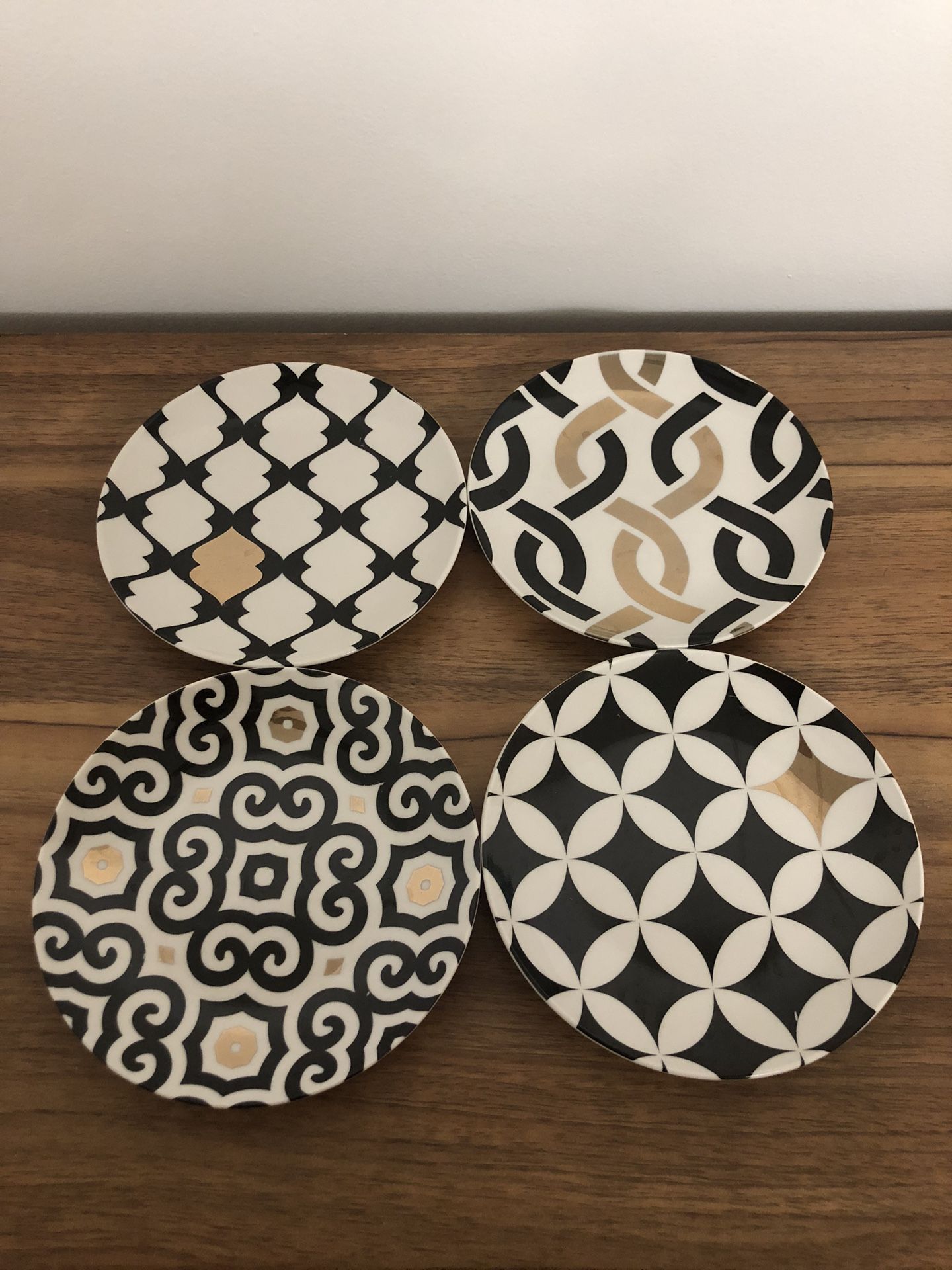 Designer Dessert Plates (set of 4) Embellished with 24k Gold