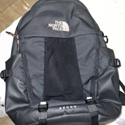 The North Face Women’s Recon Luxe BackPack 