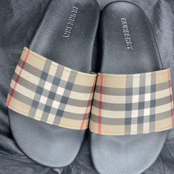 Burberry Slides Woman