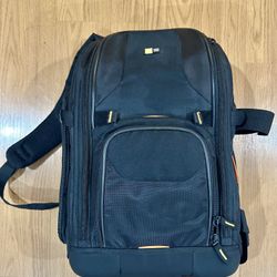 Case Logic Camera, Lens, and 15.4 inch Laptop Backpack