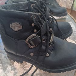 Ladies harley davidson boots 71/2