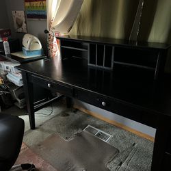 Black Desk -wood