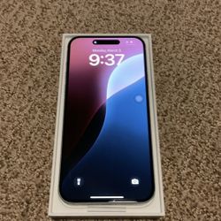 iPhone 15 Plus 128GB