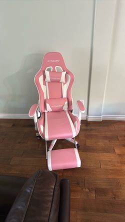 GTR RACING Gaming Chair (Pink)