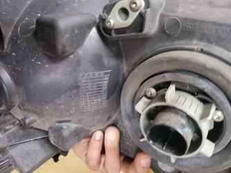 02 - 05 dodge ram 1500 headlights