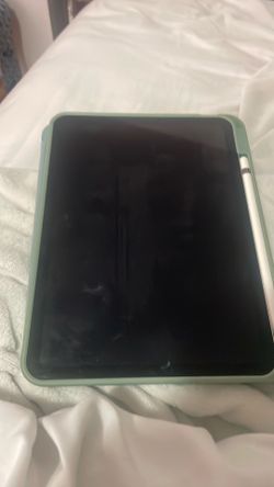 iPad 10th generation w/ Apple Pencil