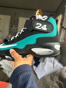 Ken Griffey junior shoes