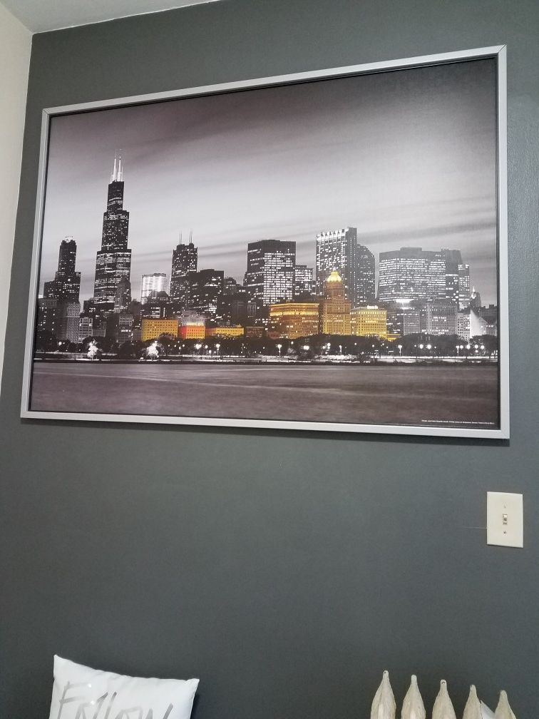 IKEA Klamby Large Chicago Frame