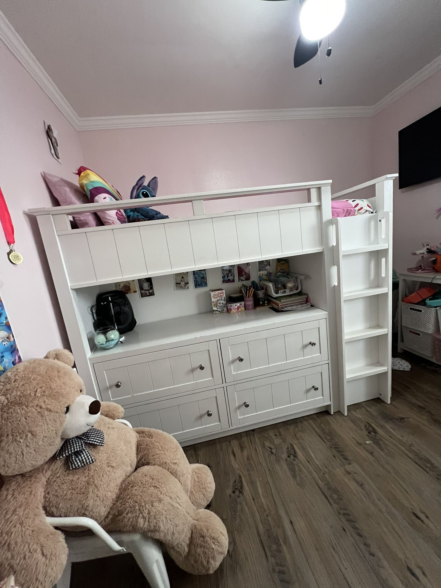 Child’s Bunk Bed With Desk Compartment