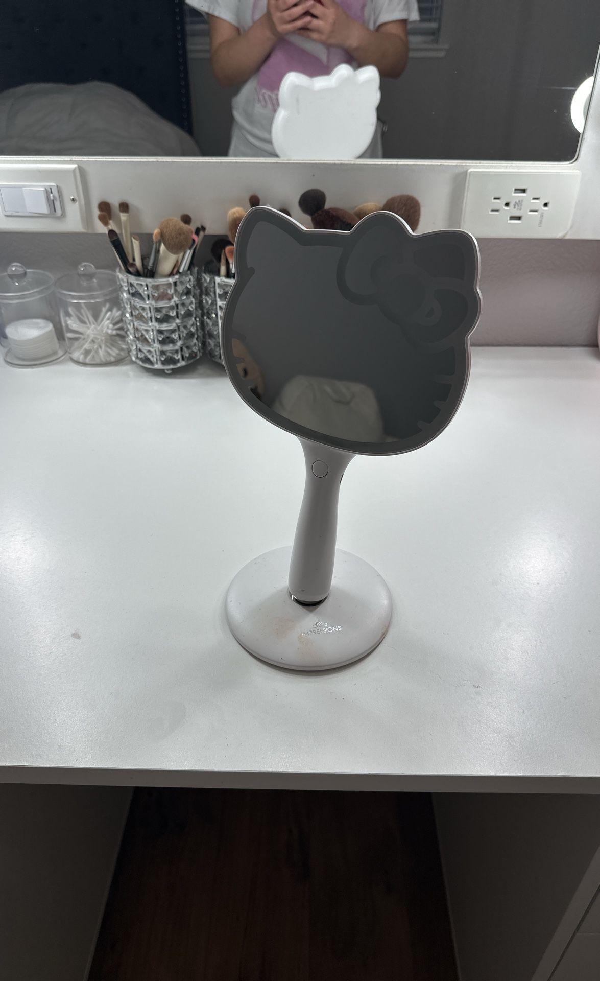 Hello Kitty LED Mirror