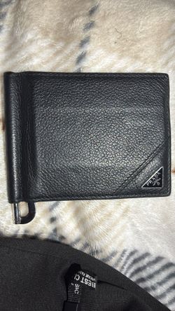 Men’s Black Prada wallet