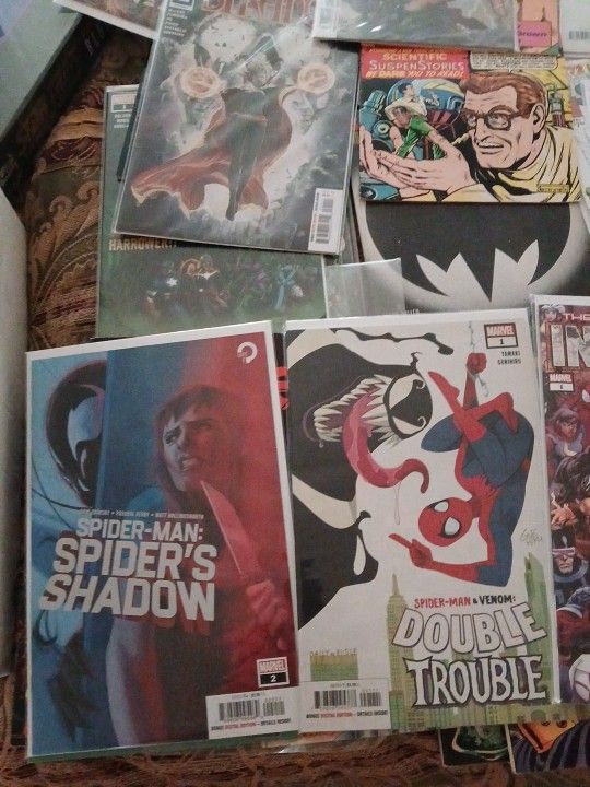 Spiderman Comic Books Fantastic Four Bat Man Superman  Different Ones About 300 