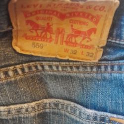 Mens 559 Levis Size 32x32
