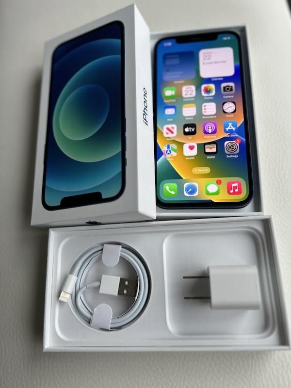 iPhone 12 Unlocked 64GB 