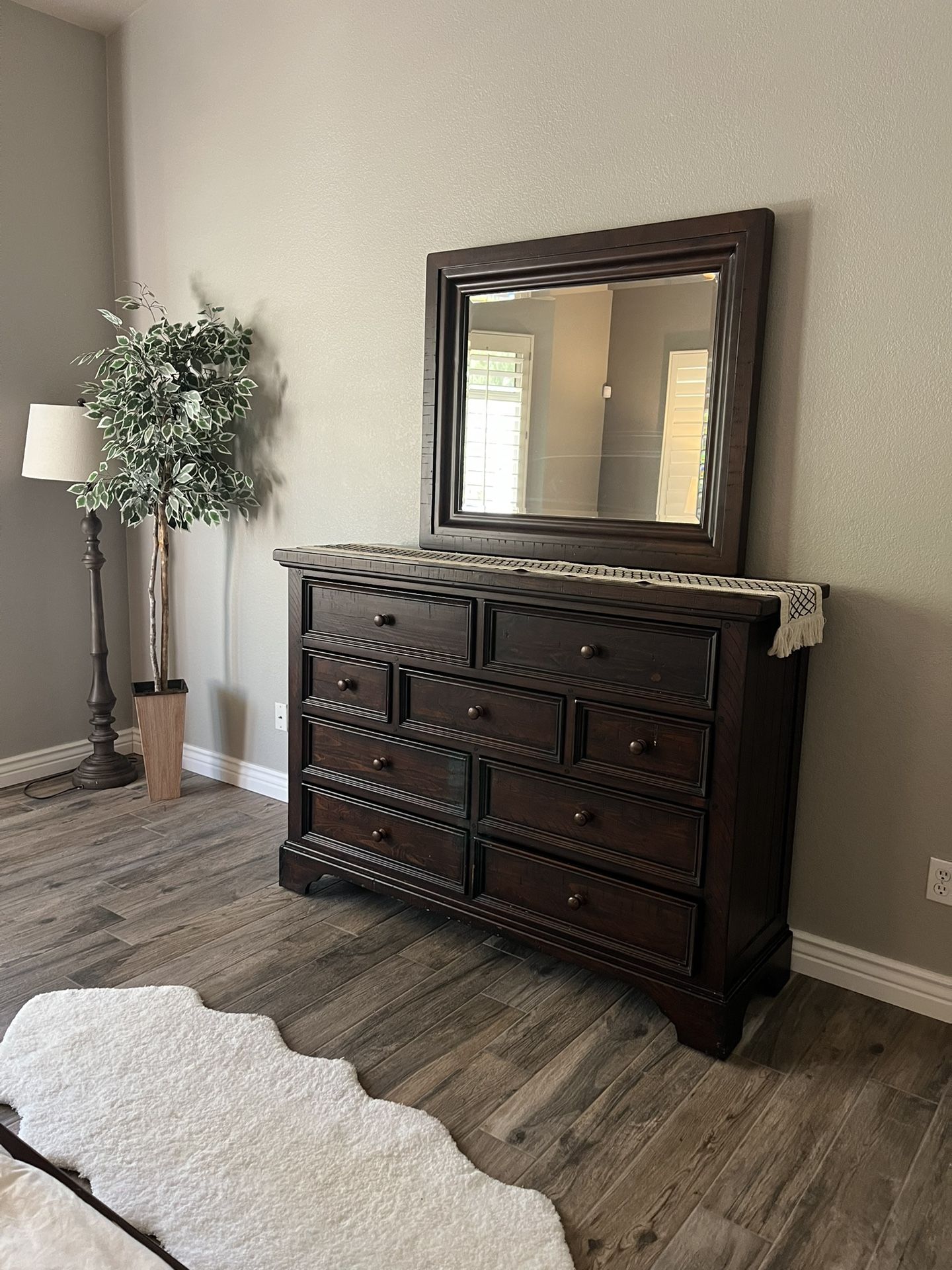 Queen bed and dresser with mirror