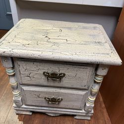 Small 3 Dresser. Drawer