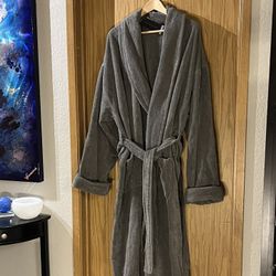 NEW  With Tags 1X/2X Unisex Terry Cloth Robe
