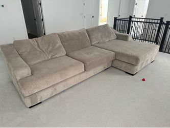 Sectional with chaise lounge