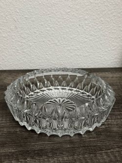 Clear Pressed Glass Round Ashtray 6.5" Starburst Diamond Cut Style Heavy