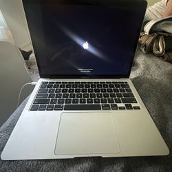 2017 Macbook Pro 13 2.3 i5 16GB 256GB OSX Ventura 