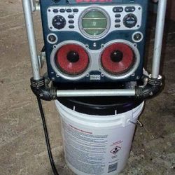 Bosch Power Center Radio 