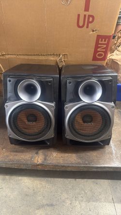 RARE SONY SPEAKERS